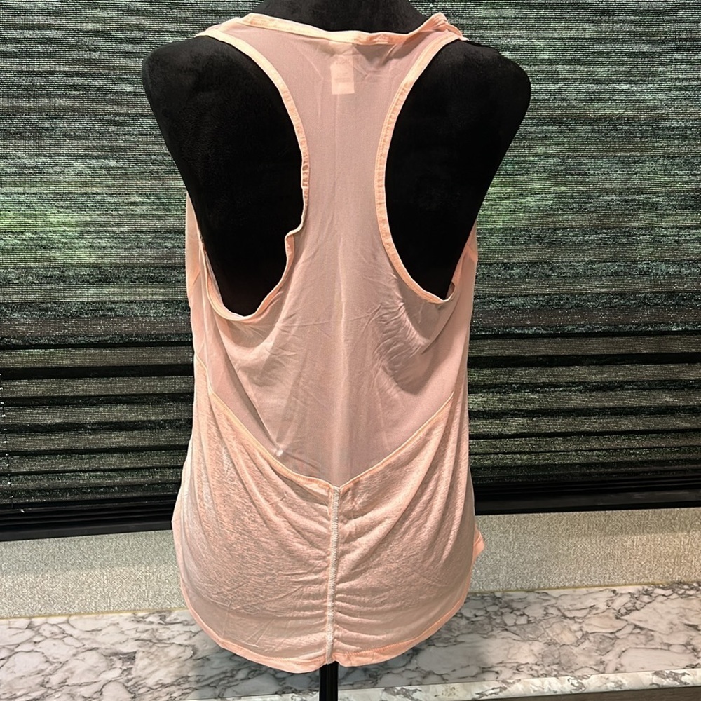 Marika Women’s Peach Sheer Front Mesh Back Racerback Athletic‎ Tank Top Medium - Picture 3 of 8